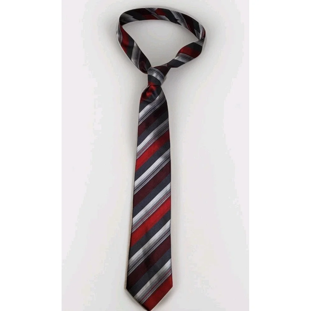 Kenneth Cole Reaction 100% Silk Men's Neck Tie Red Grey‎ And Black 58 Inches